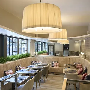 3* Otel Catalonia Castellnou